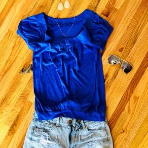 Cute royal blue top